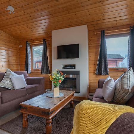 Chalet Loch Leven Lodge 10 By Interhome 金罗斯 外观 照片