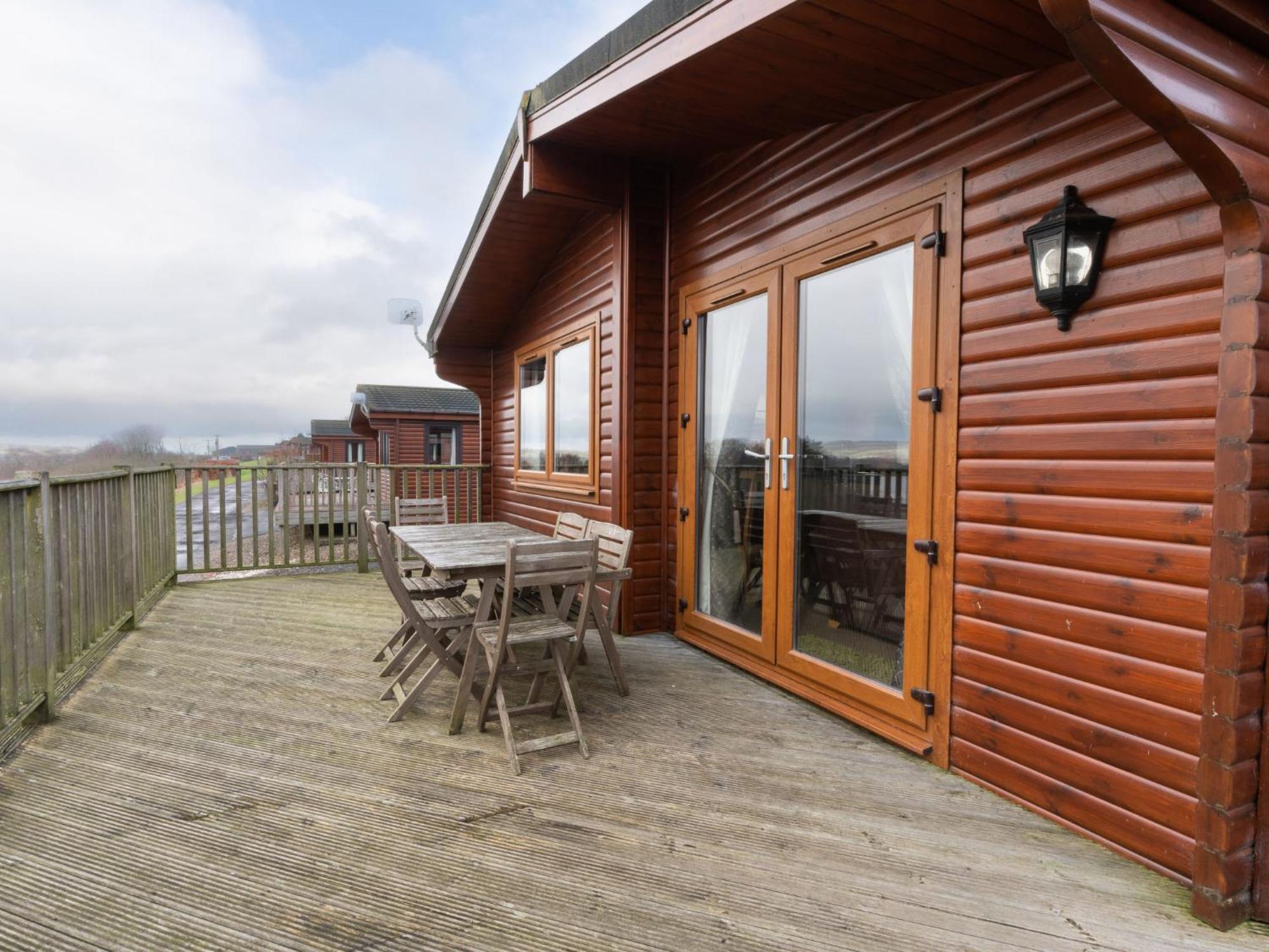 Chalet Loch Leven Lodge 10 By Interhome 金罗斯 外观 照片